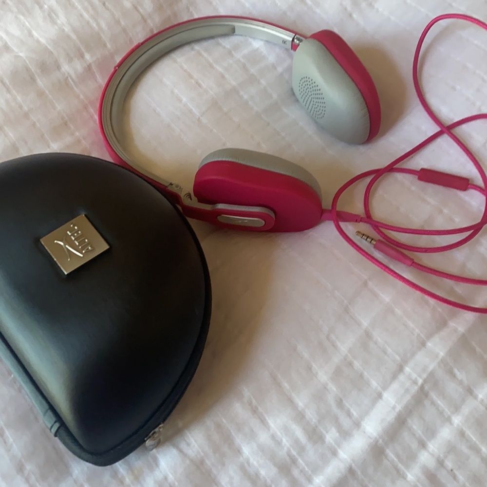 Altec Lansing Headphones